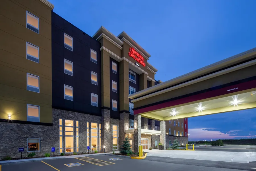 Hampton Inn & Suites by Hilton Edmonton St. Albert hotel detail image 2
