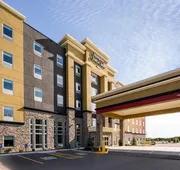 Hampton Inn & Suites by Hilton Edmonton St. Albert hotel detail image 3