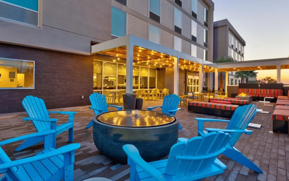 Home2 Suites by Hilton Wilmington Wrightsville Beach hotel detail image 2