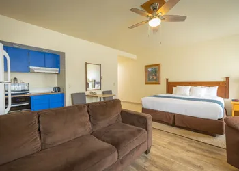 Helgeson Place Hotel & Suites hotel thumbnail 7