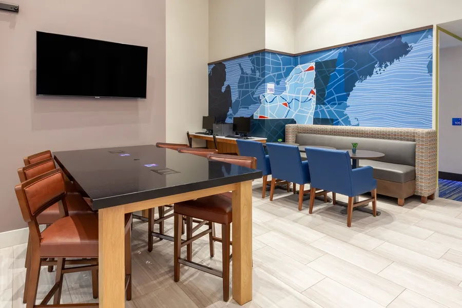 Holiday Inn Express NYC Brooklyn - Sunset Park by IHG hotel detail image 6