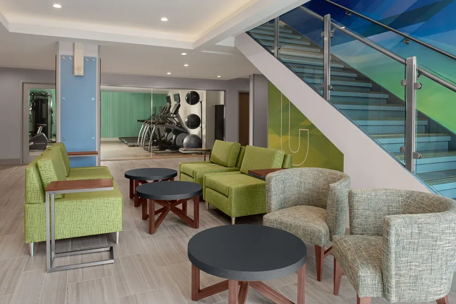 Holiday Inn Express & Suites Woodside LaGuardia Airport by IHG hotel detail image 6