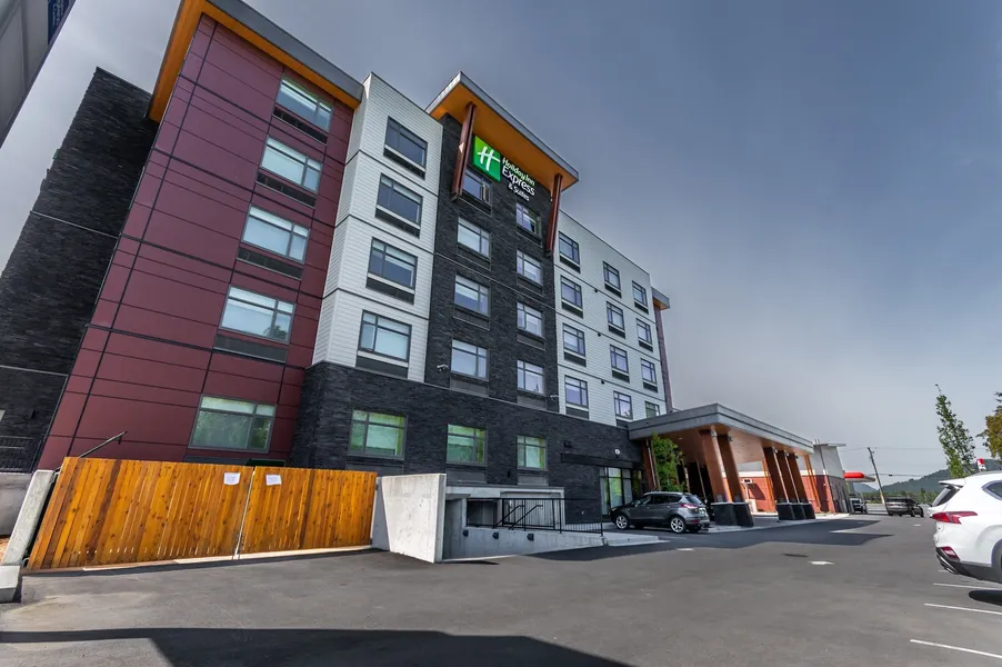 Holiday Inn Express & Suites Chilliwack East by IHG hotel detail image 2
