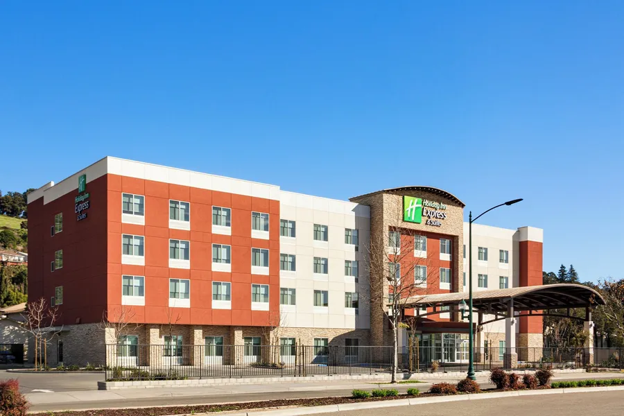 Holiday Inn Express & Suites Hayward - Castro Valley by IHG hotel detail image 2