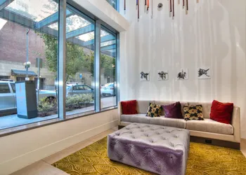 Furnished Apartments on Pine Street hotel thumbnail 2