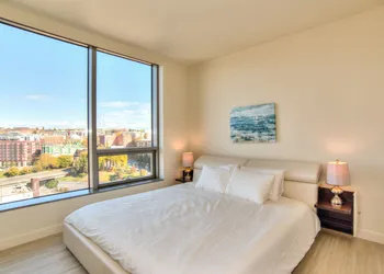 Furnished Apartments on Pine Street hotel thumbnail 4