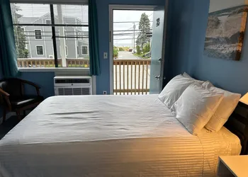 Seagrass Inn hotel thumbnail 6