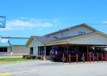 Continental Inn Suites hotel thumbnail 3