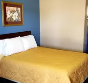 Continental Inn Suites hotel detail image 4
