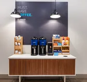 Holiday Inn Express & Suites Lincoln Downtown by IHG hotel detail image 3