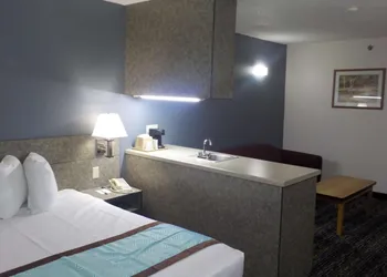 MJ Inn and Suites hotel thumbnail 7