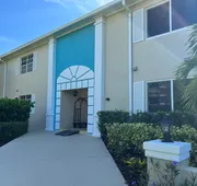 Gulfstream Manor hotel detail image 4