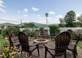 Hillside hotel thumbnail 3