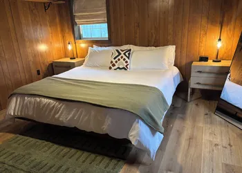 Hillside hotel thumbnail 8