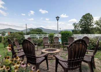 Hillside hotel thumbnail 2