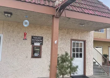 Crystal Motel hotel thumbnail 2