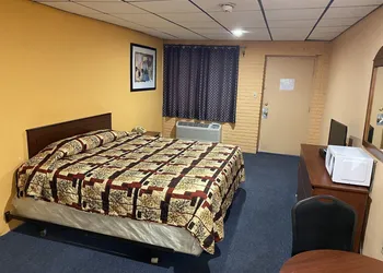 Deer Park Motor Inn hotel thumbnail 6