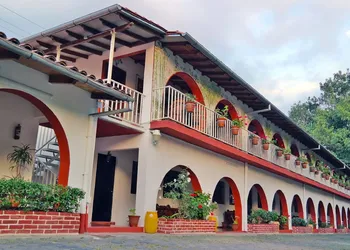 Hotel Los Cedros hotel thumbnail 2