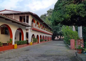 Hotel Los Cedros hotel thumbnail 3