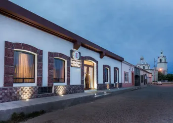 Hotel Industria hotel thumbnail 3
