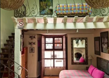 Casa Encantada hotel thumbnail 3