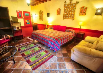 Casa Encantada hotel thumbnail 7