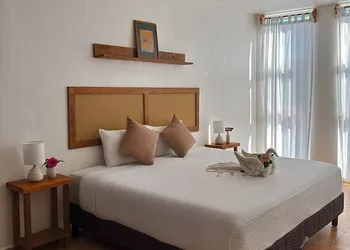 Hotel International House hotel thumbnail 8