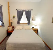 Carriage House Accommodations hotel detail image 5