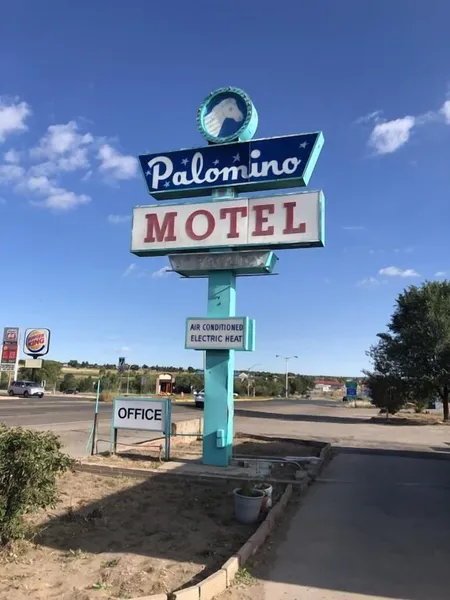 Palomino motel hotel detail image 2