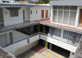 Hotel Juarez hotel thumbnail 2