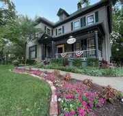 Loganberry Inn hotel detail image 3