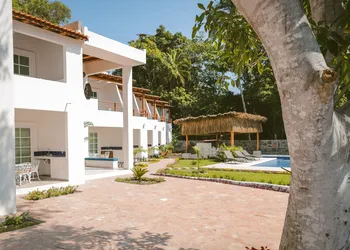 Solez Zihuatanejo hotel thumbnail 5