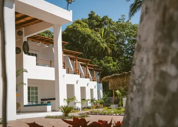 Solez Zihuatanejo hotel thumbnail 6