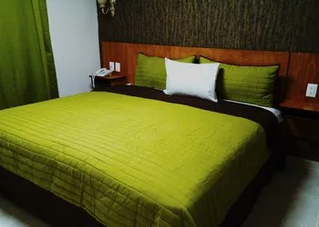 Royal Madero Inn hotel thumbnail 6