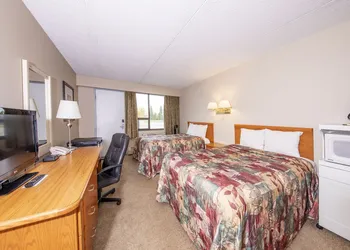 Dunvegan Inn and Suites hotel thumbnail 4