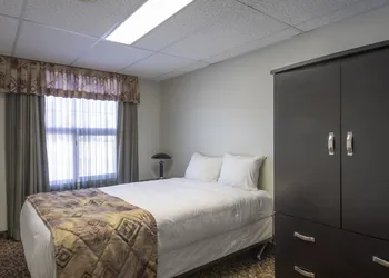 Dunvegan Inn and Suites hotel thumbnail 6