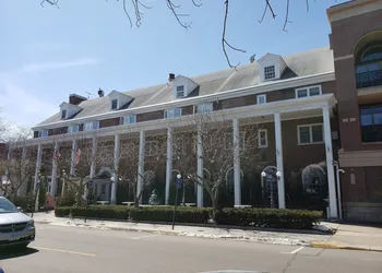 Lowell Inn hotel thumbnail 4