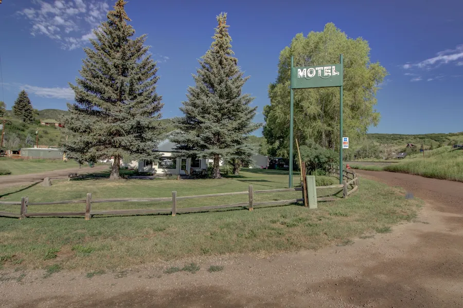 The Lodges of Oak Creek hotel detail image 2