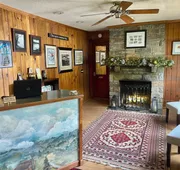 Mountainaire Inn and Log Cabins hotel detail image 3