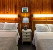 Mountainaire Inn and Log Cabins hotel detail image 5