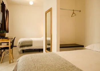Estacion Alameda hotel thumbnail 3