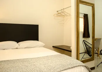 Estacion Alameda hotel thumbnail 4