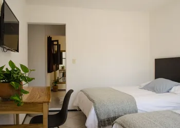 Estacion Alameda hotel thumbnail 8