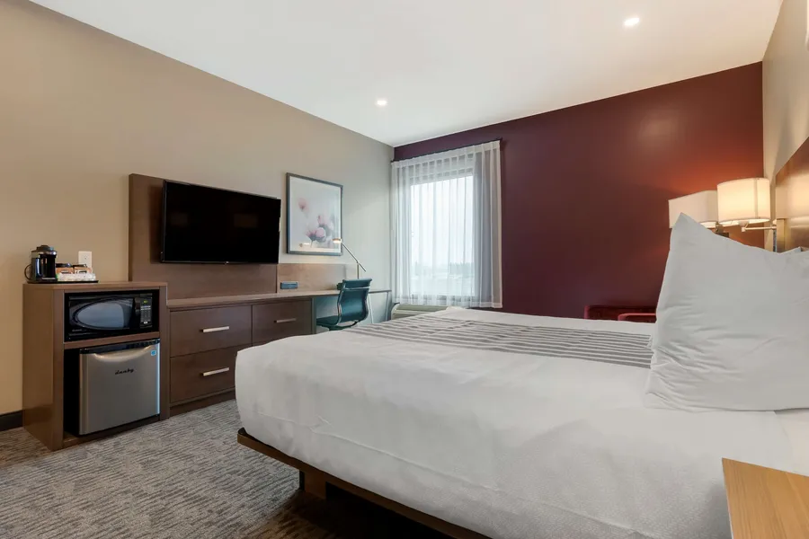 Best Western Plus Dauphin hotel detail image 6