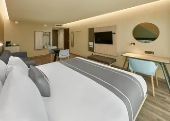 City Express Plus by Marriott San Luis Potosí hotel thumbnail 8