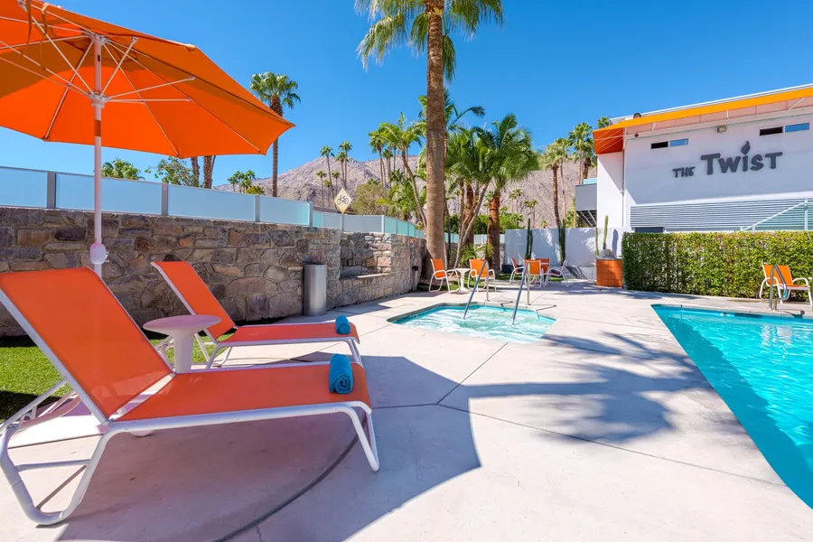 The Twist Palm Springs hotel detail image 2