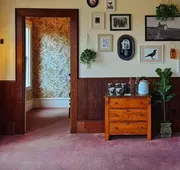 Dennen's Victorian Farmhouse hotel detail image 4