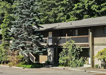 Olympic Suites Inn hotel thumbnail 2