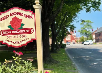 Red Rose Inn Bed & Breakfast hotel thumbnail 2