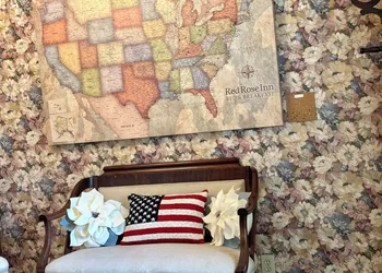 Red Rose Inn Bed & Breakfast hotel thumbnail 5